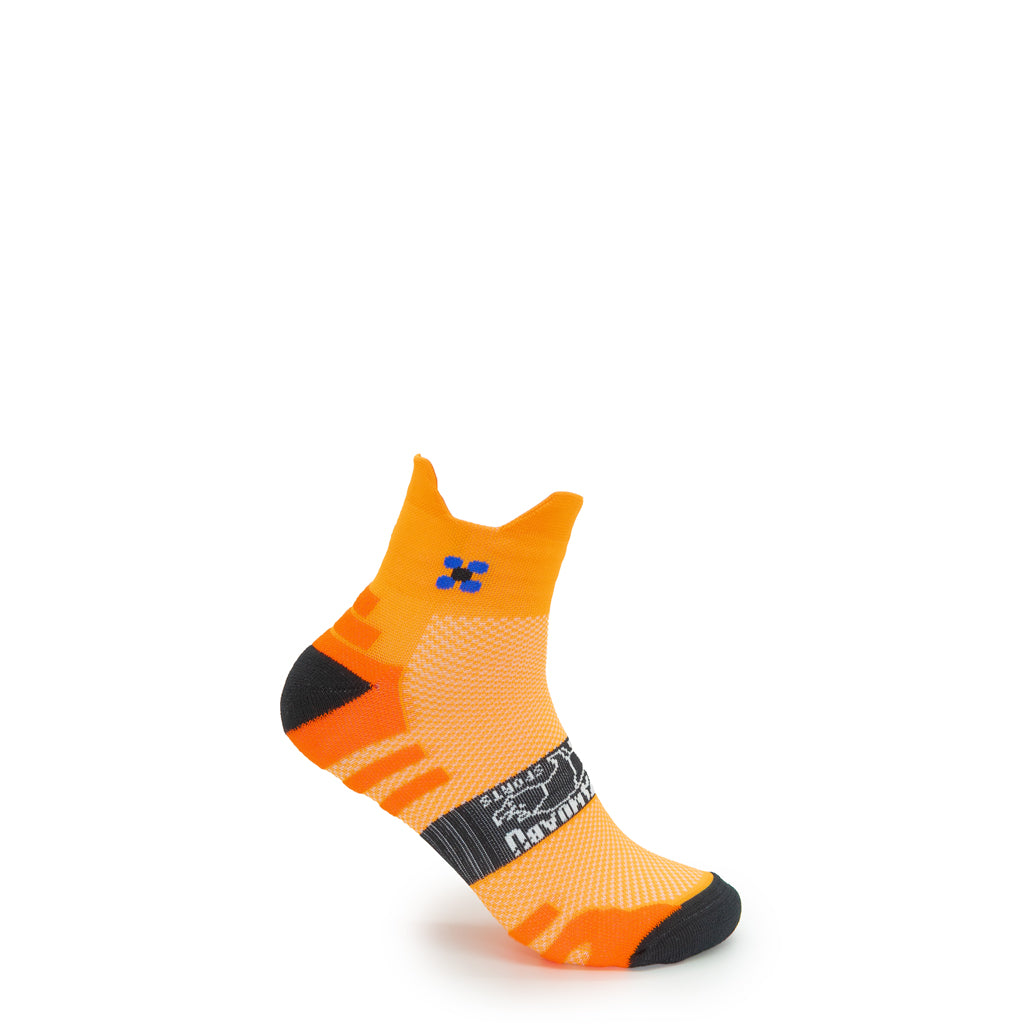 Calcetines Tobilleros 15cm de Running - color NARANJA Flúor