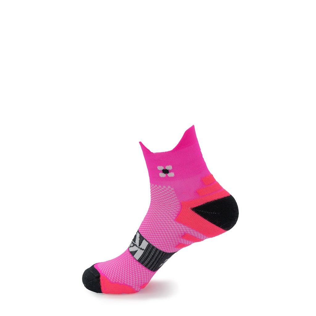 Calcetines Tobilleros 15cm de Running - color FUCSIA FLUOR