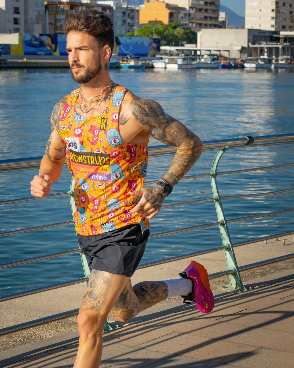 Camiseta MONSTRUOS de running ADULTO - (TIRANTES)