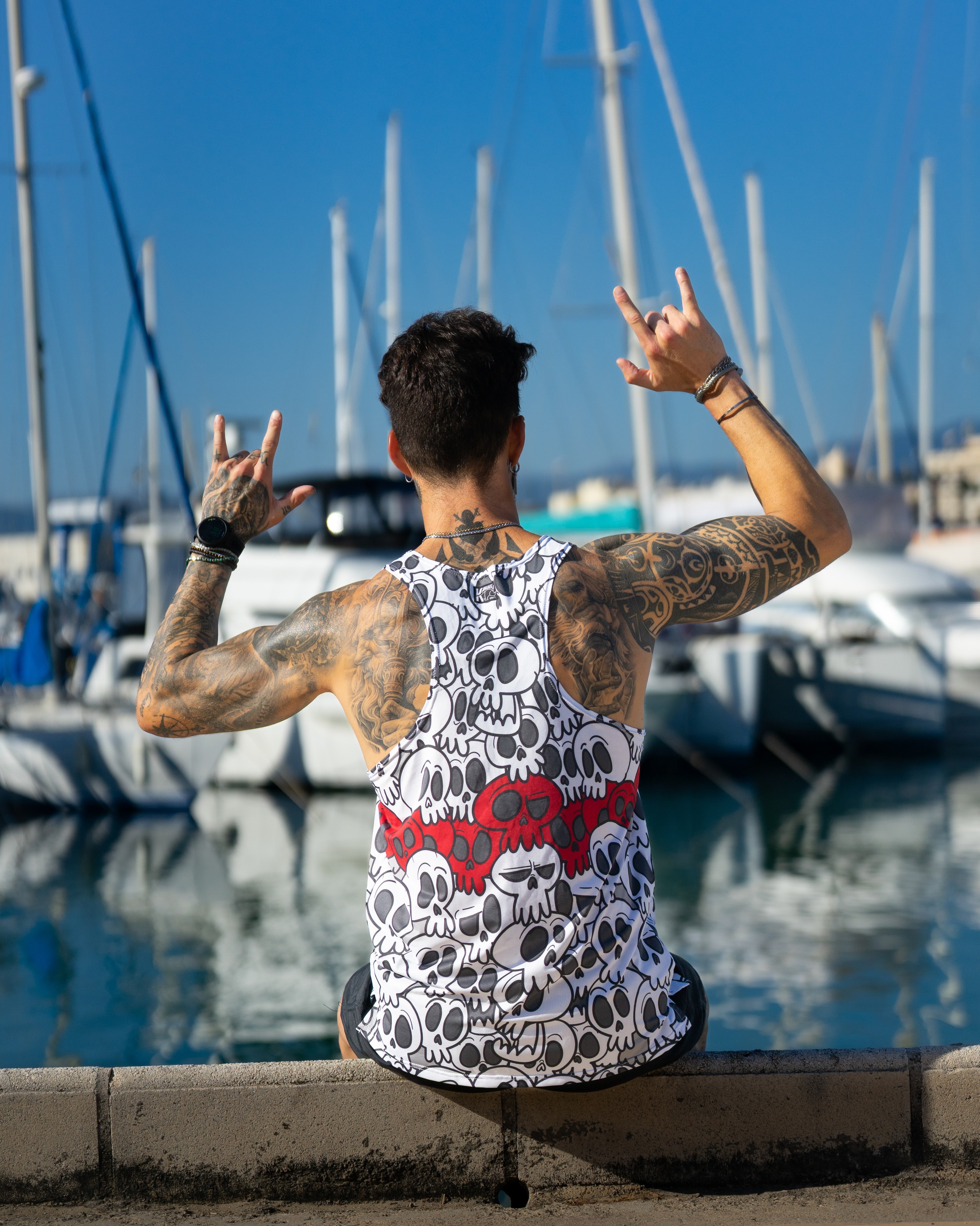 Camiseta CORRE O MUERE de running ADULTO - (TIRANTES) transpirable