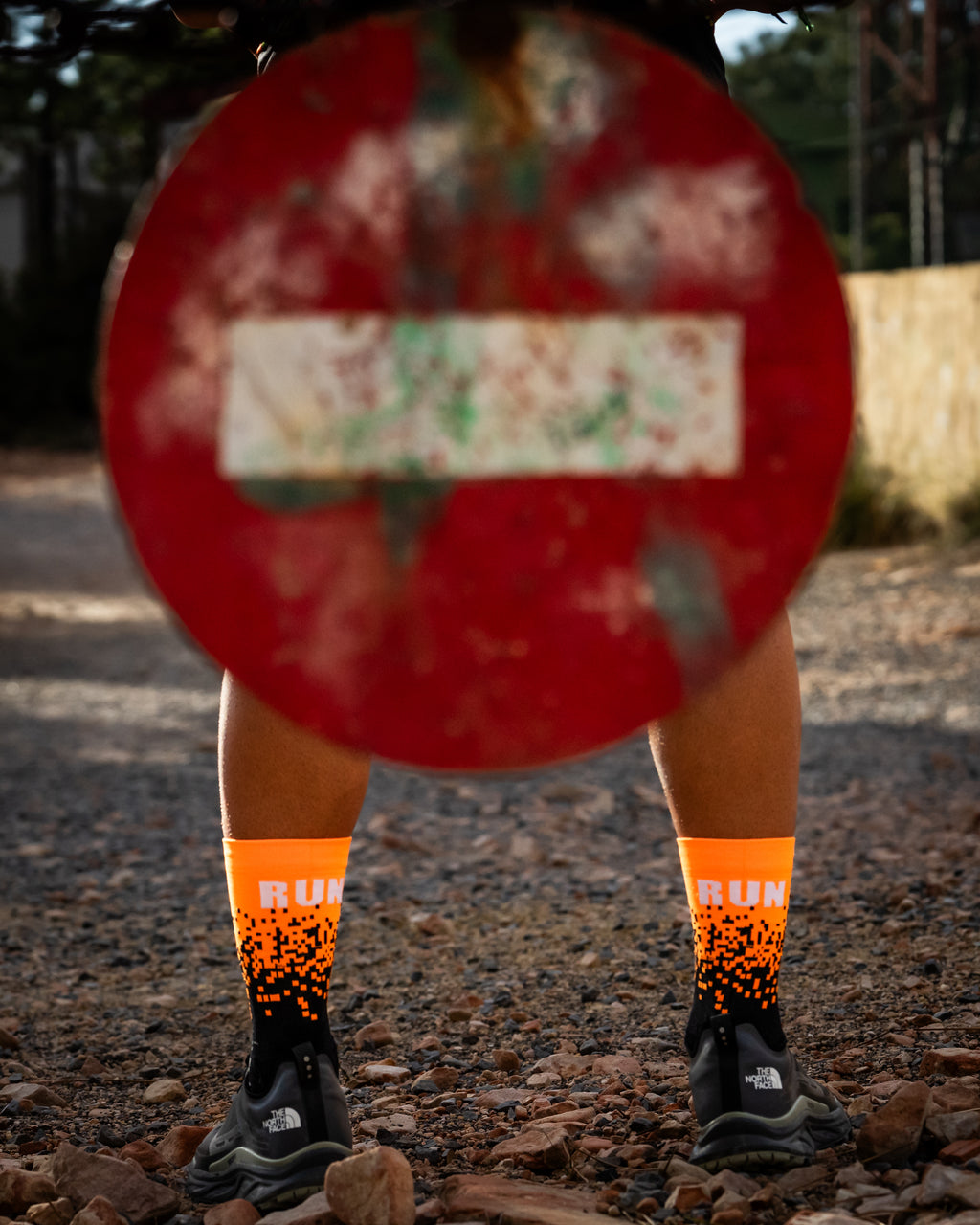 CALCETINES "PIXEL 2.0" CAÑA DE 2 HILOS de Running - unisex - color NARANJA FLÚOR