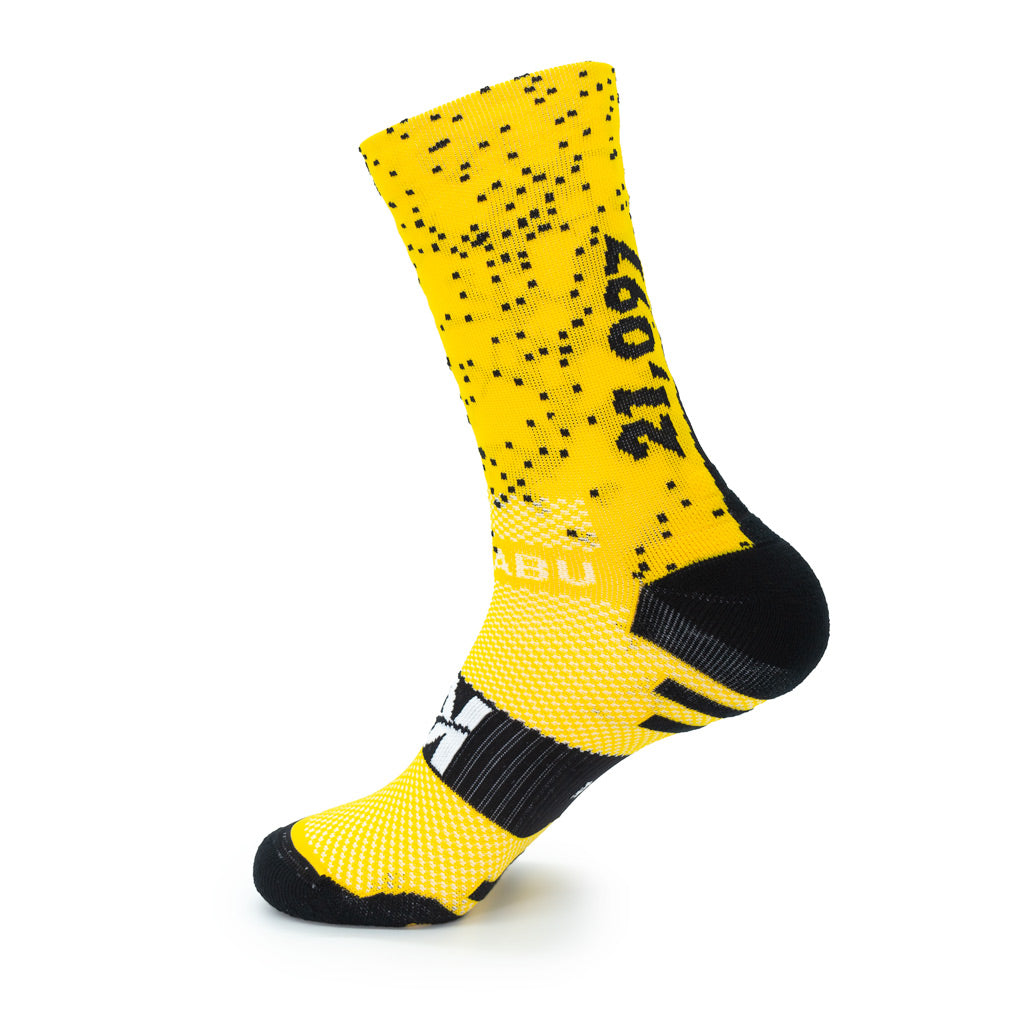 CALCETINES "MEDIA MARATON" CAÑA DE 2 HILOS de Running - unisex - color YEMA/NEGRO