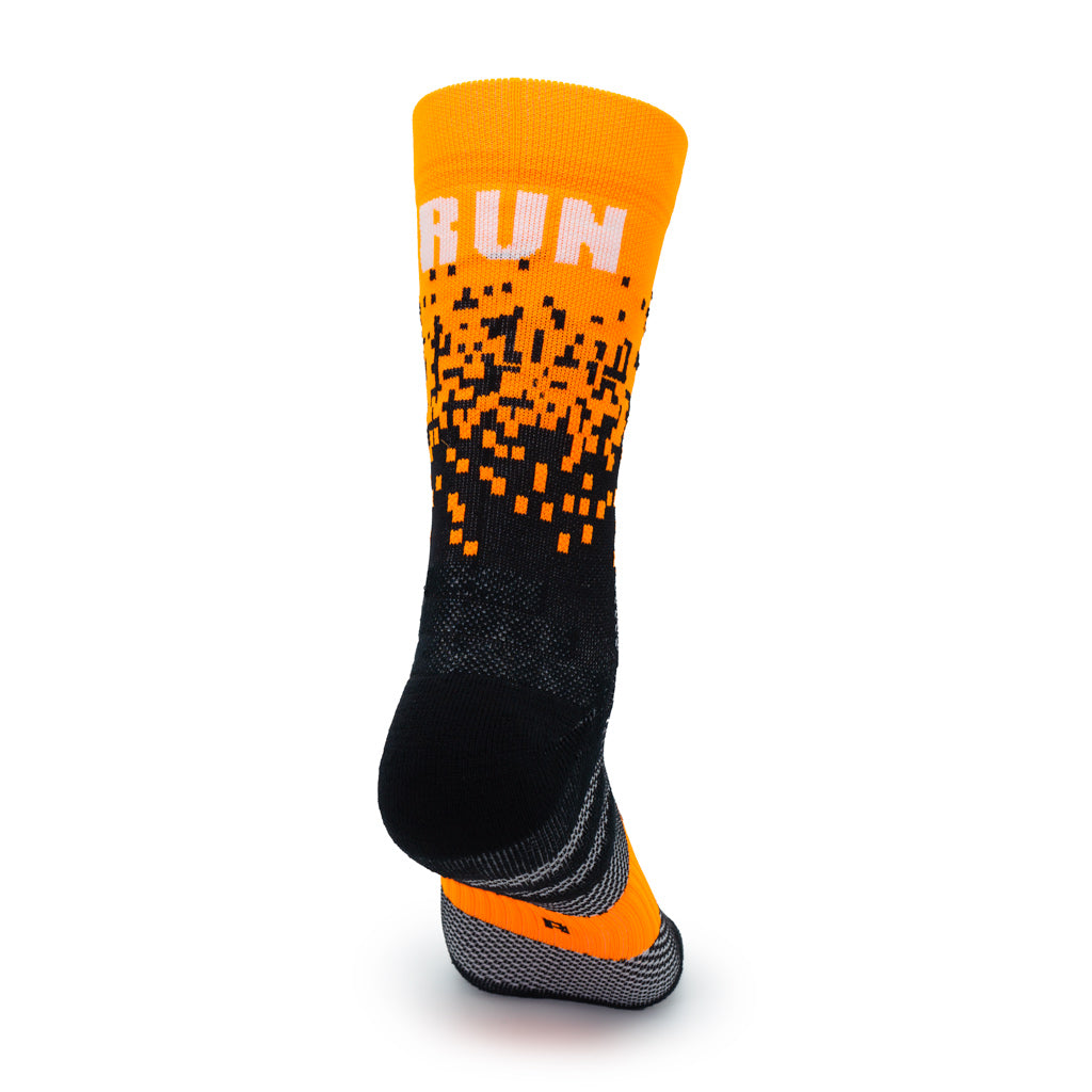 CALCETINES "PIXEL 2.0" CAÑA DE 2 HILOS de Running - unisex - color NARANJA FLÚOR