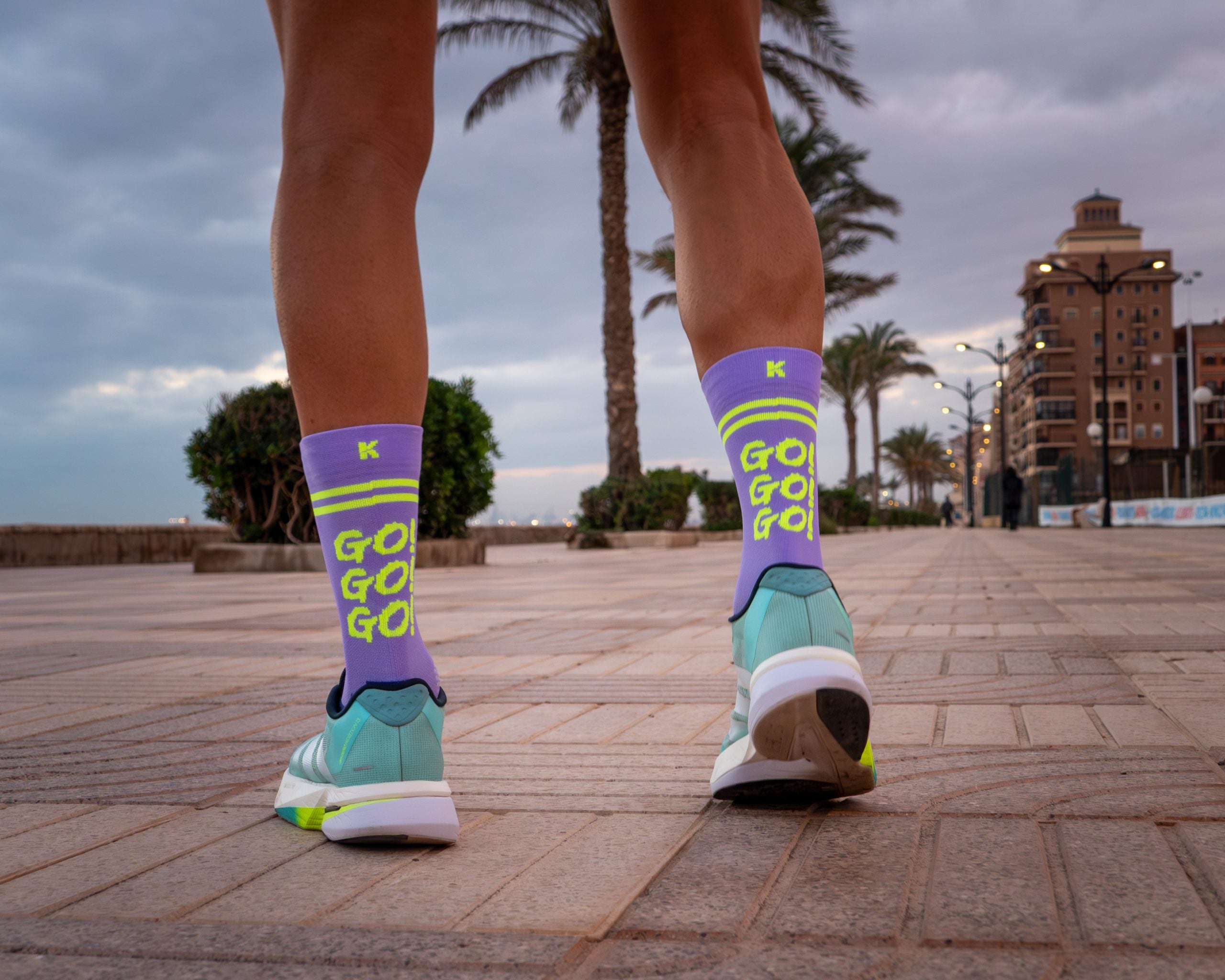 Calcetines GO! GO! GO! de RUNNING (violeta) de 1 hilo