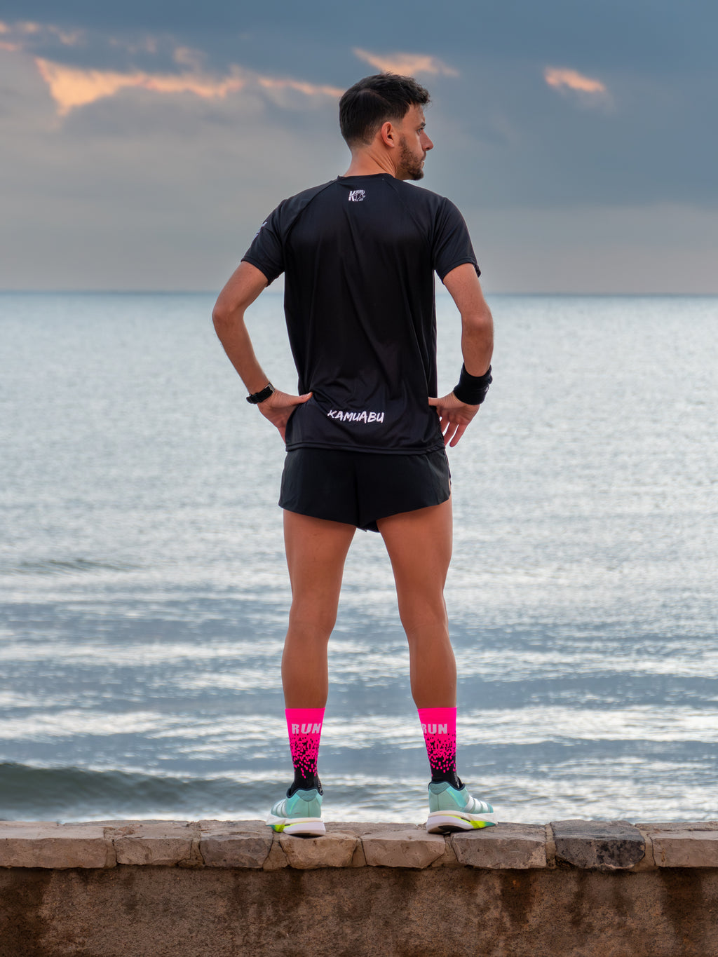 CALCETINES "PIXEL 2.0" CAÑA DE 2 HILOS de Running - unisex - color ROSA FLÚOR